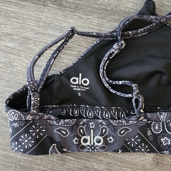 Alo Yoga Splendor Bandana Print Bralette Bra - Picture 4 of 4